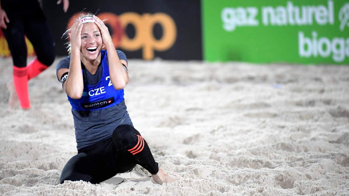 Tshekin pari haastaa saksalaiset naisten&nbsp;EM-finaalissa